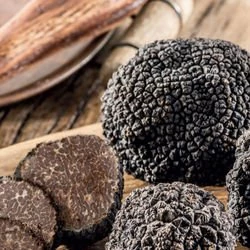 Moutarde à La Truffe Noire Aromatisée 1% - 100g 4 Moutarde à La Truffe Noire Aromatisée 1% - 100g – Image 2